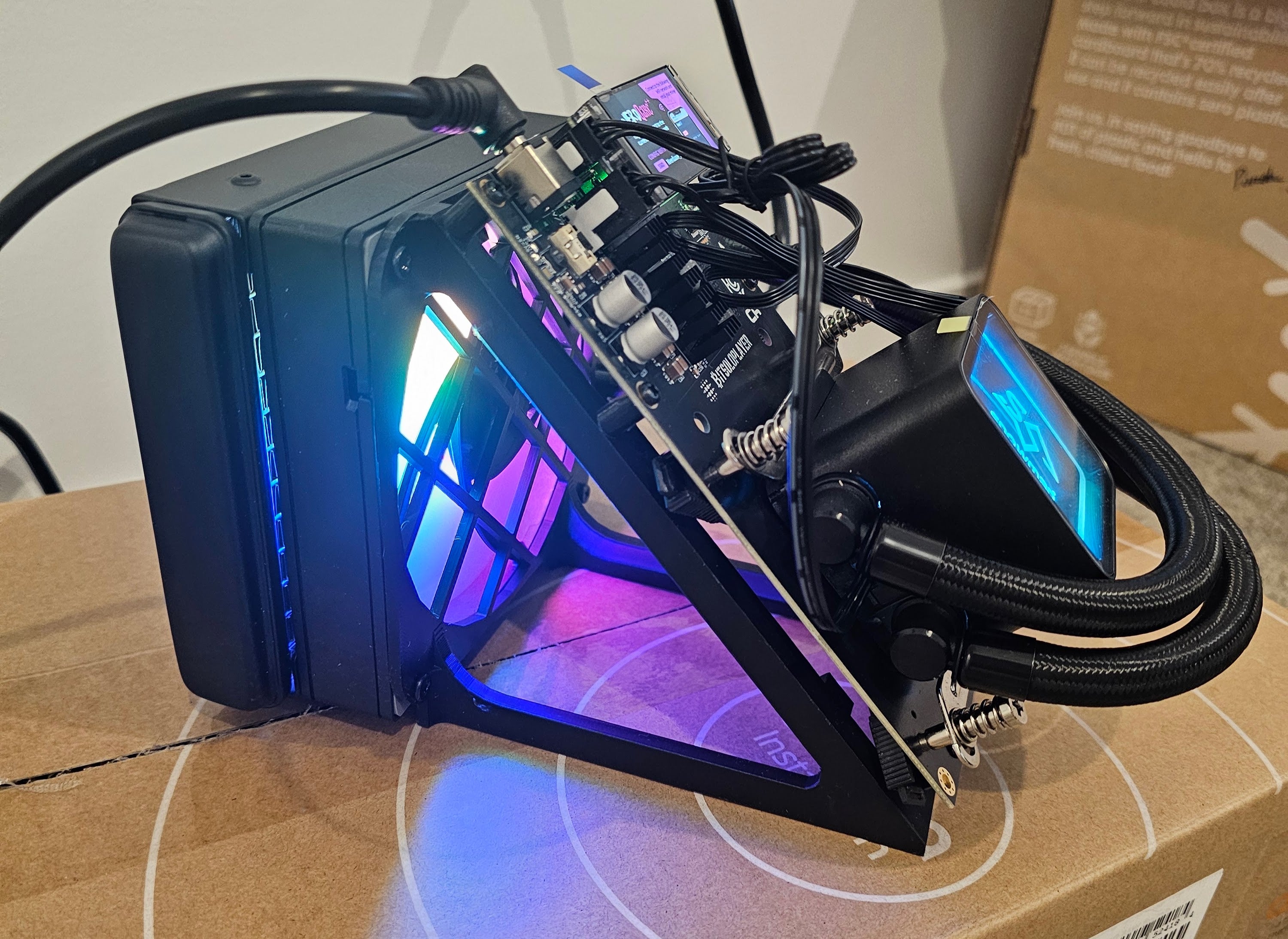 Bitaxe NerdQaxe++ 4.8TH/s Hydra