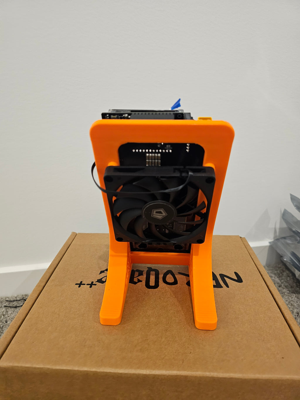 NerdQaxe++ Rev 6.1 6TH/s